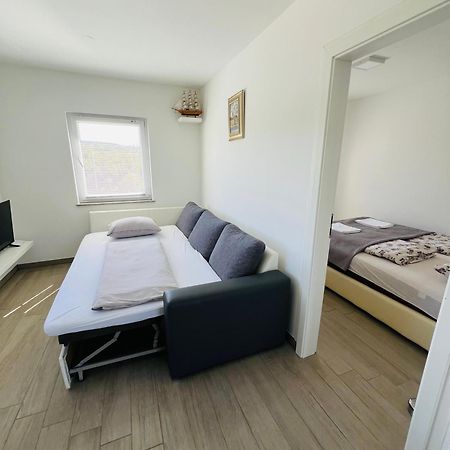 Apartments Jagodje อิซอลา ภายนอก รูปภาพ