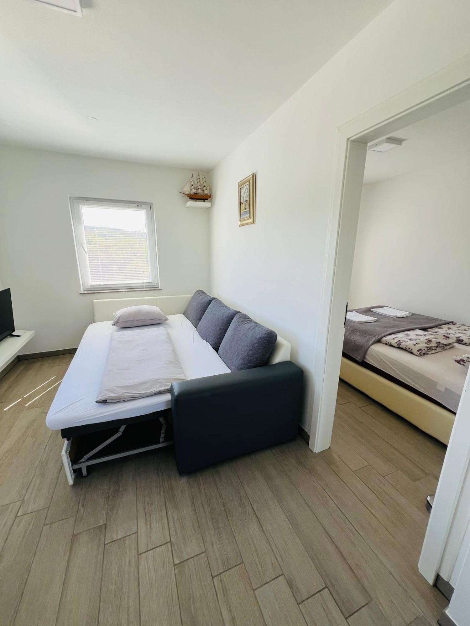 Apartments Jagodje อิซอลา ภายนอก รูปภาพ